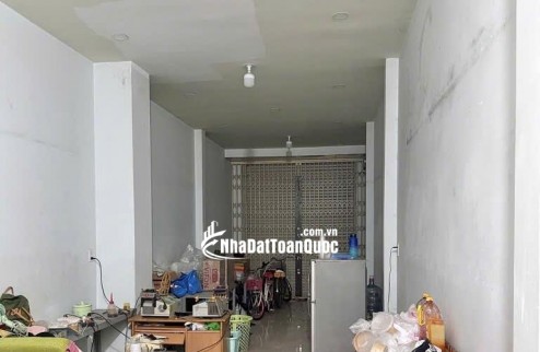 Bán nhà mặt phố Lạc Long Quân, Tân Bình: 140m2, 4 tầng, 6PN, vị trí vàng kinh doanh, sổ hồng chính chủ, giá chỉ 25 tỷ!